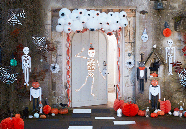 Halloween voordeur decoratie